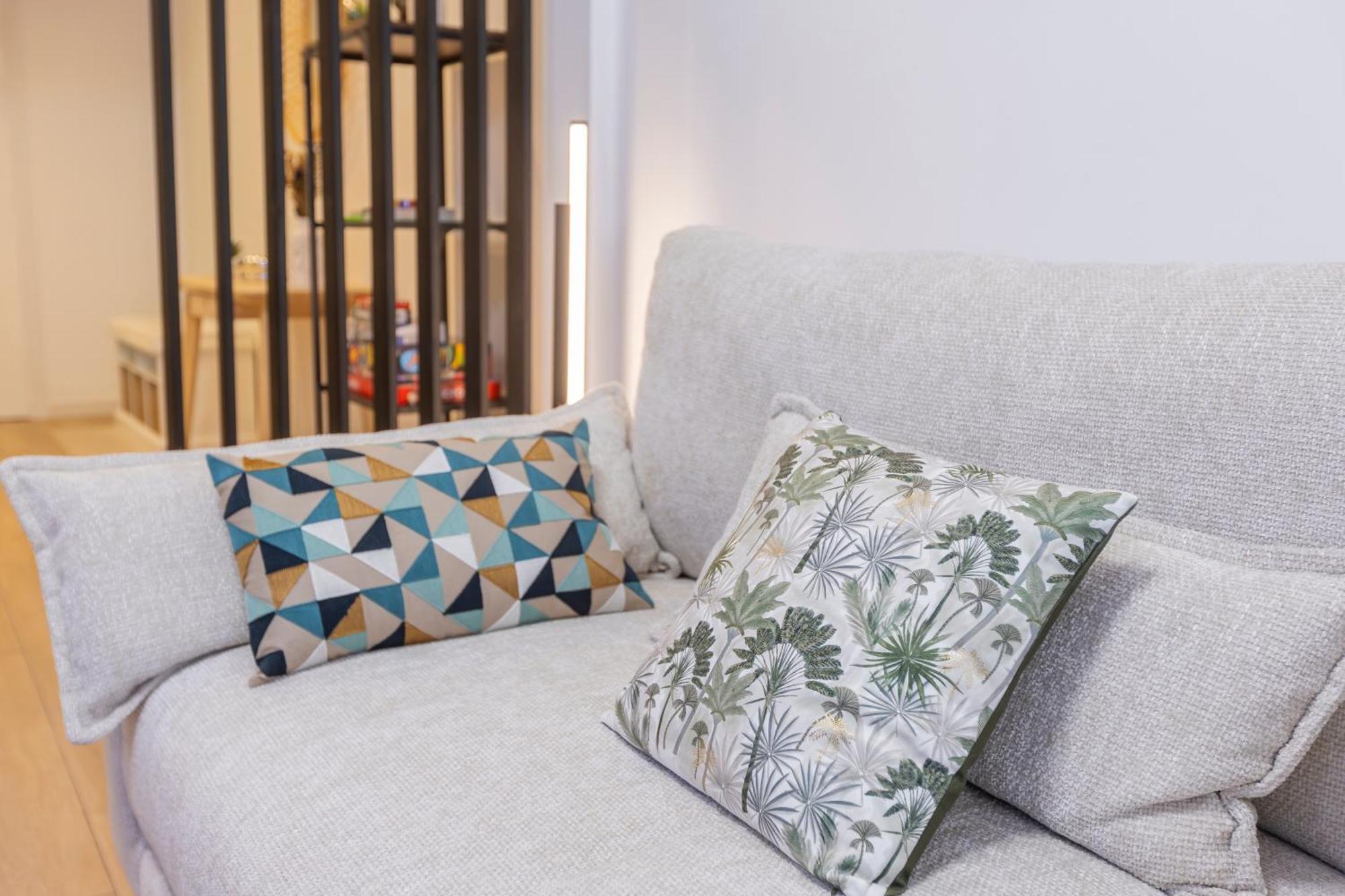 Fully Renovated Apartment In The Heart Of Fuengirola, 2 Min Walk To The Beach Zewnętrze zdjęcie