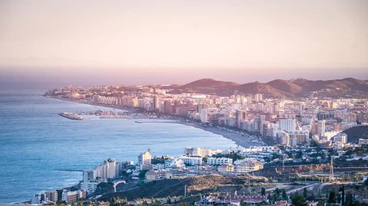 Fully Renovated Apartment In The Heart Of Fuengirola, 2 Min Walk To The Beach Zewnętrze zdjęcie