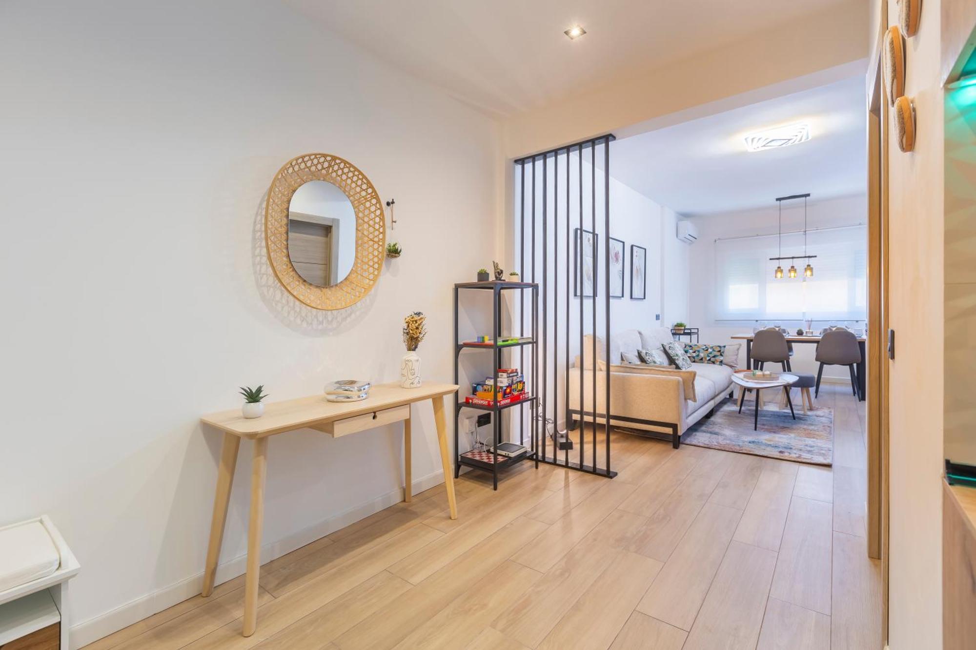 Fully Renovated Apartment In The Heart Of Fuengirola, 2 Min Walk To The Beach Zewnętrze zdjęcie