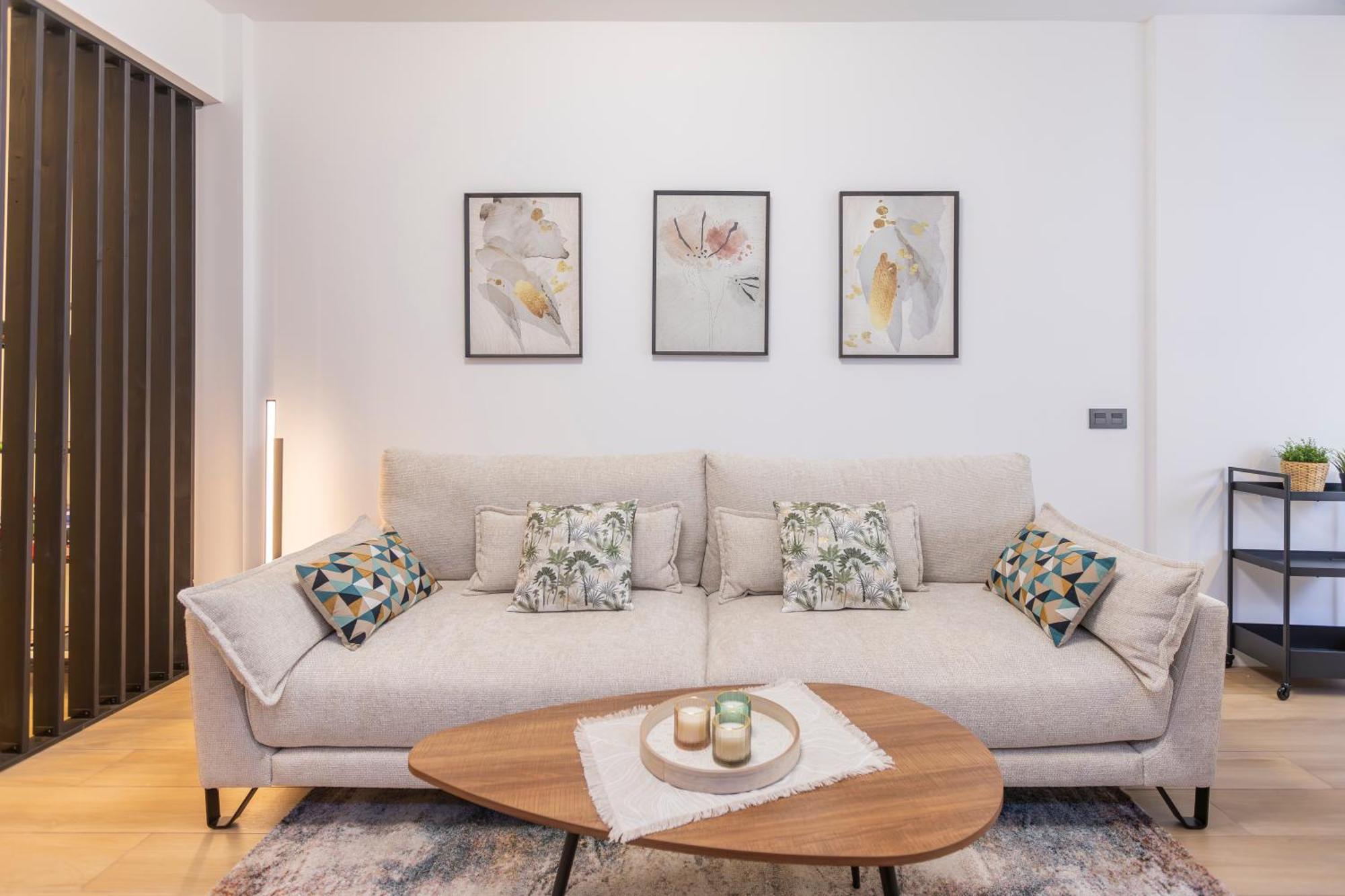 Fully Renovated Apartment In The Heart Of Fuengirola, 2 Min Walk To The Beach Zewnętrze zdjęcie