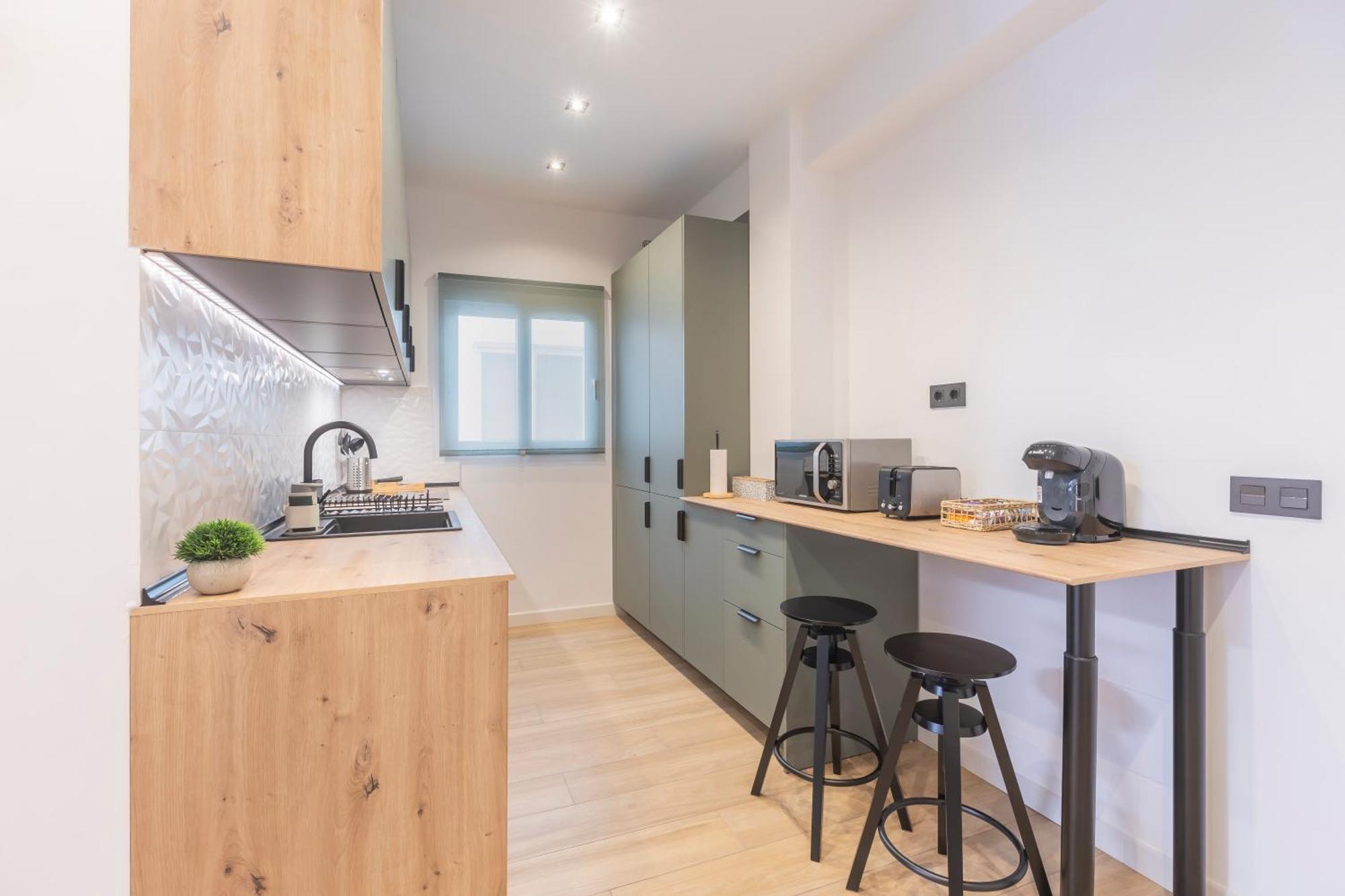 Fully Renovated Apartment In The Heart Of Fuengirola, 2 Min Walk To The Beach Zewnętrze zdjęcie